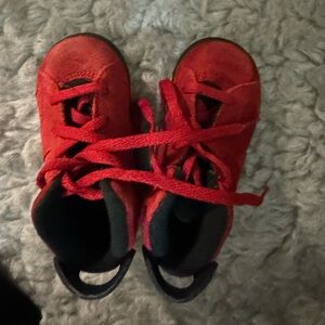 JORDAN 6 RETRO TD 'TORO BRAVO'
Varsity Red/Black (unisex)